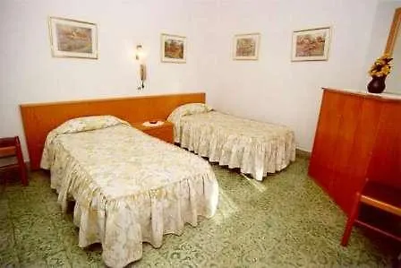 Hotel Coral L'Estartit 2*,  Espanha